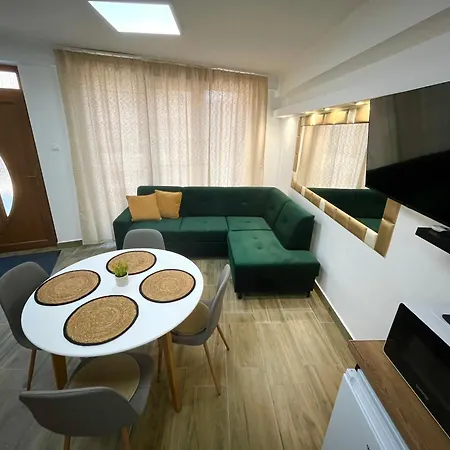 Lägenhet Sela 1 Debrecen